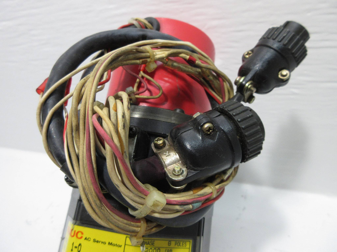 Fanuc A06B-0522-B351 2000 RPM 3PH AC Servo Motor 2.9A Pulsecoder A290-0521-V581 (TK4319-1)