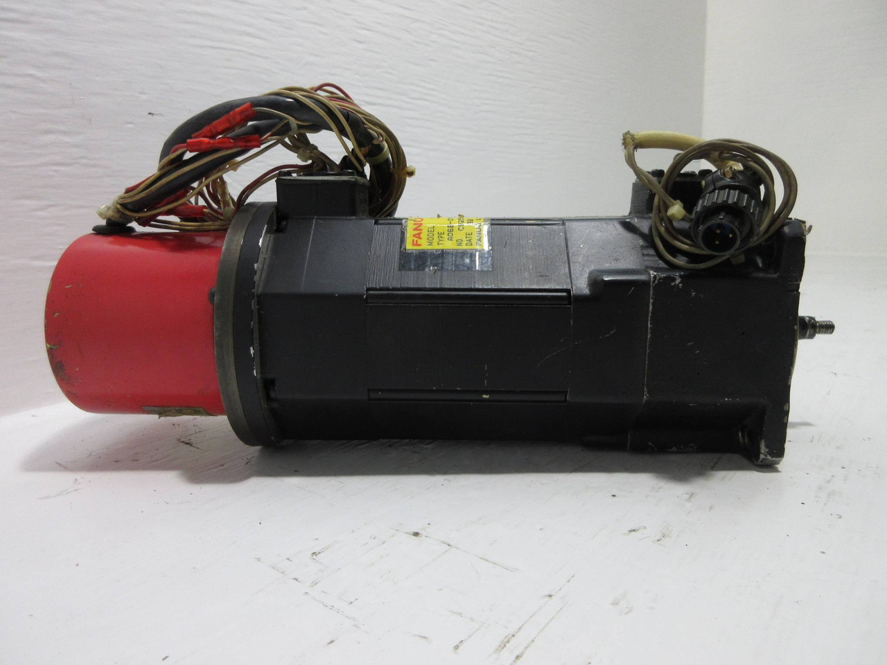 Fanuc A06B-0522-B351 2000 RPM 3PH AC Servo Motor 2.9A Pulsecoder A290-0521-V581 (TK4319-1)