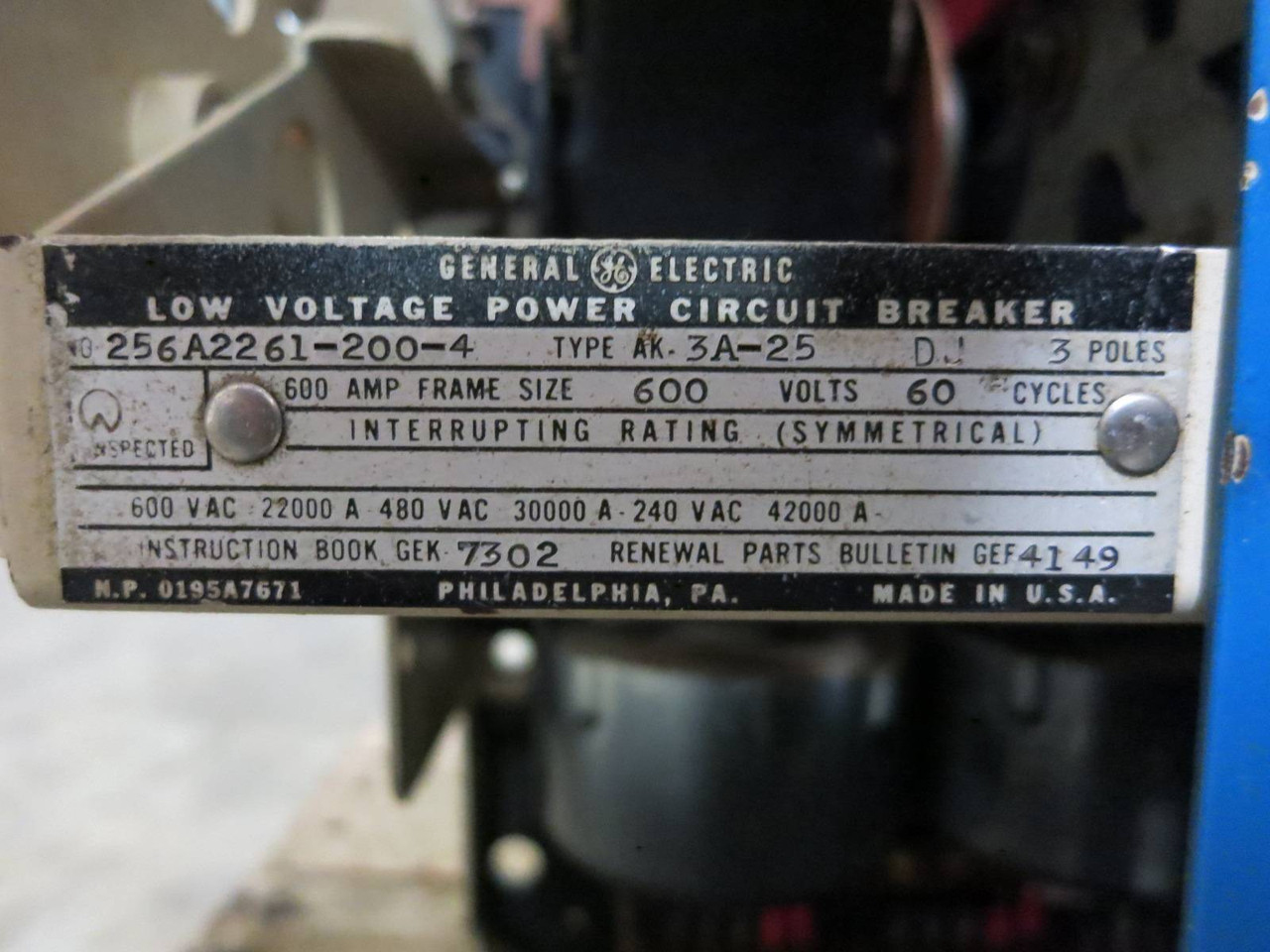 GE AK-3A-25 600A MO Air Breaker LI MicroVersa Trip GE 600 Amp General Electric (PM2890-1)
