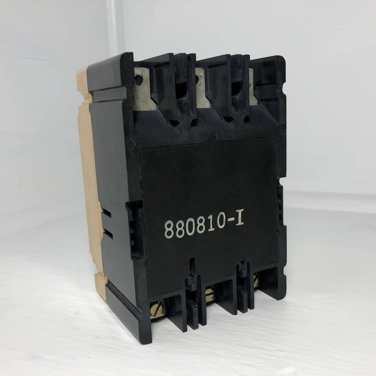 Westinghouse FDB3070 70A Circuit Breaker Matte 480/600V 3P FDB3070L 70 Amp dirty (EM3130-3)