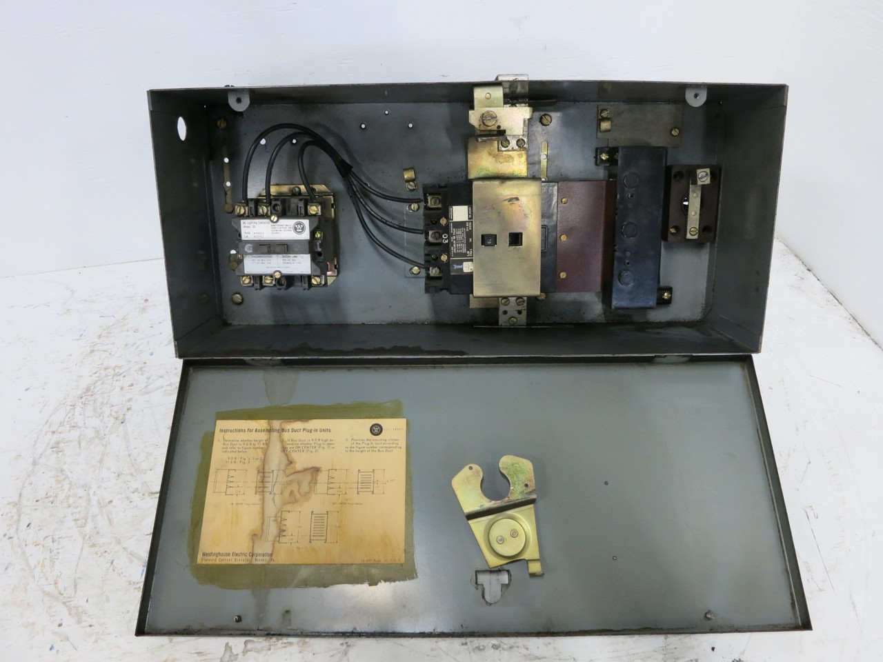 Westinghouse 20A Breaker/30A Contactor Bus Plug 55-E-5494 20 Amp 30 277V BP-FB (DW1083-2)