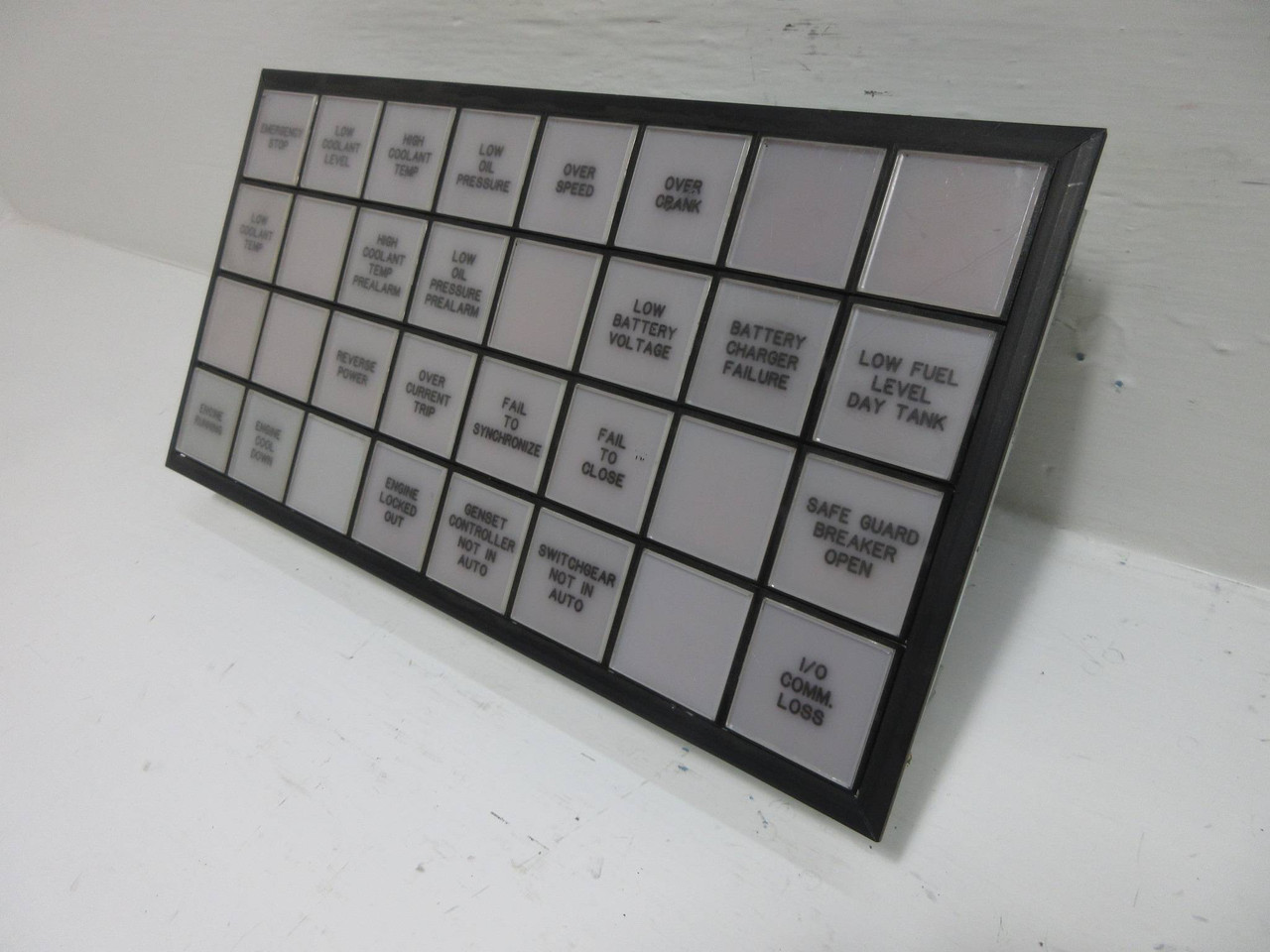 idec SLC40N-0408-DEM3FB Annunciator LED / LCD Panel Display Indicator 4x8 (TK4395-2)