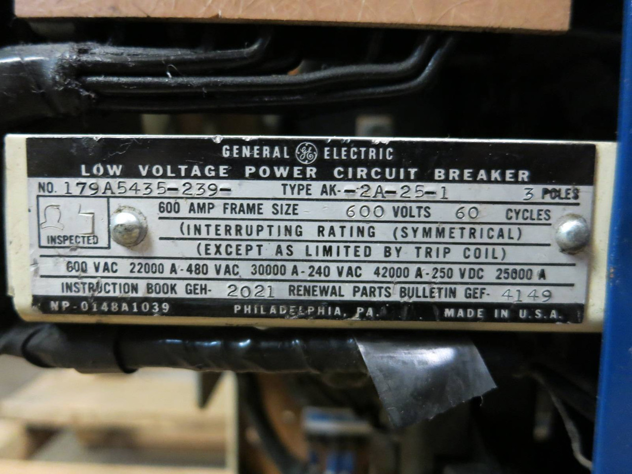 General Electric AK-2A-25-1 600A LSIG Motor Operated EO 125VDC Breaker Air GE 2 (PM2902-1)