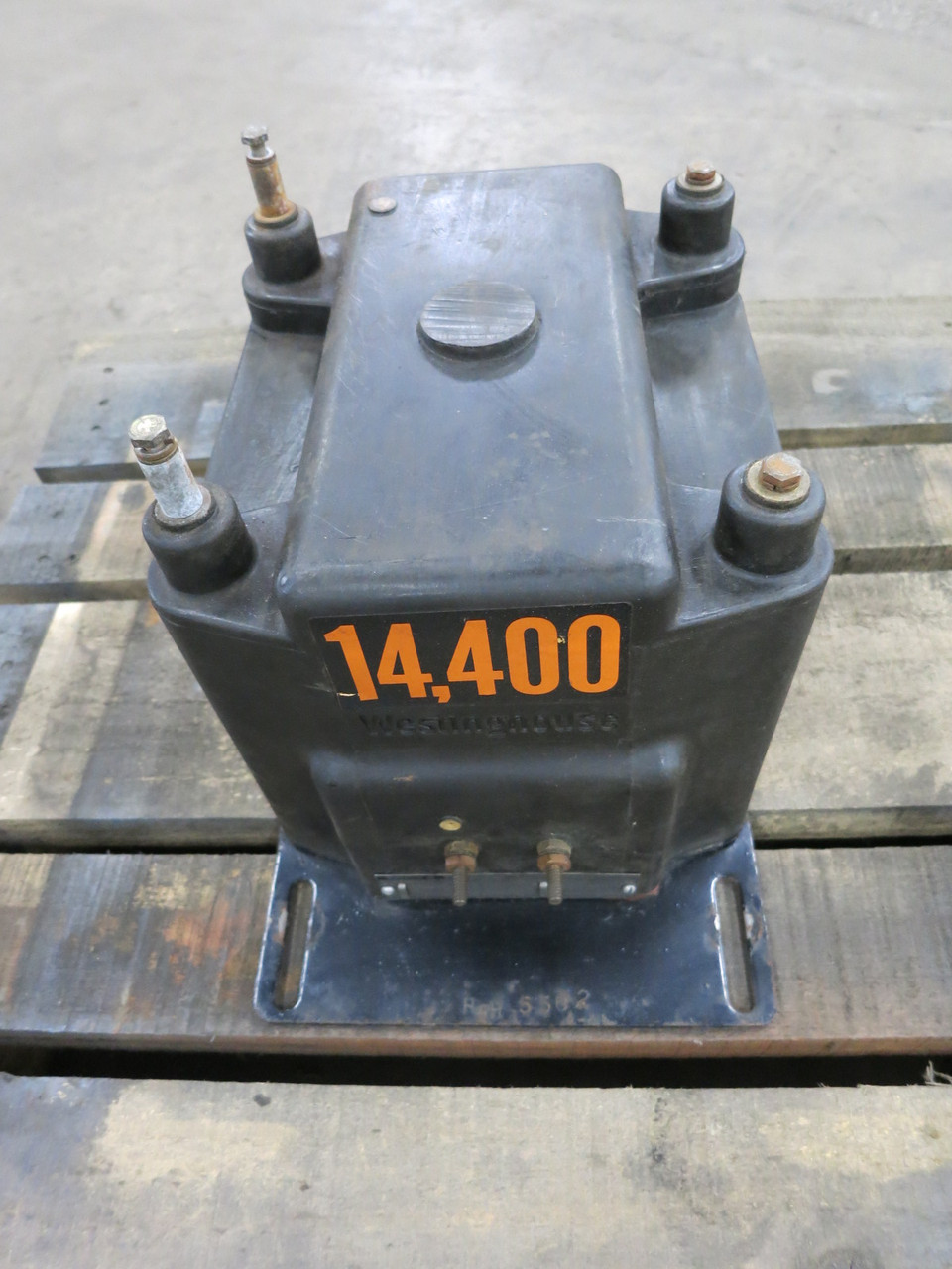 Westinghouse 600A312G08 PTM-110 Potential Transformer 14400/14400Y V 120:1 CT (DW1131-1)