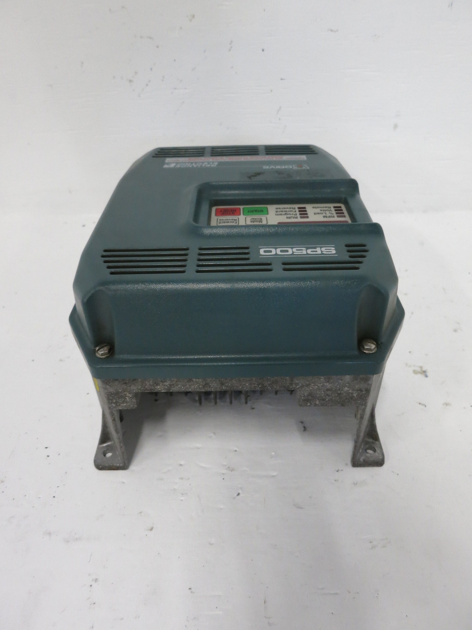 Reliance Electric 1SU51002 2HP SP500 AC VS Drive 2 HP 575V 3PH 3.4A 3.4 Amp (DW1145-5)