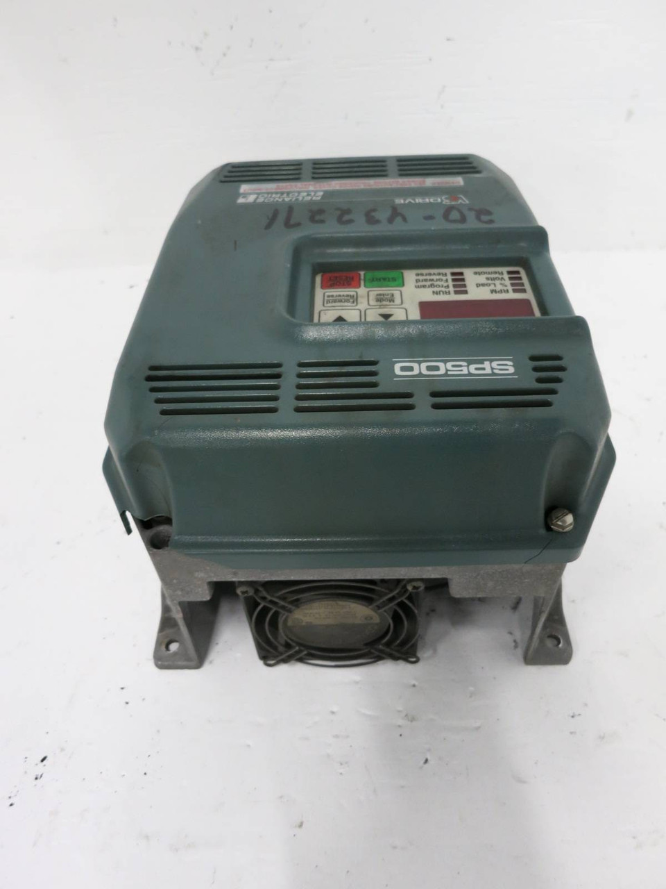 Reliance Electric 1SU51003 3HP SP500 AC VS Drive 3 HP 575V 3PH 5.2A 5.2 Amp FLAW (DW1148-3)