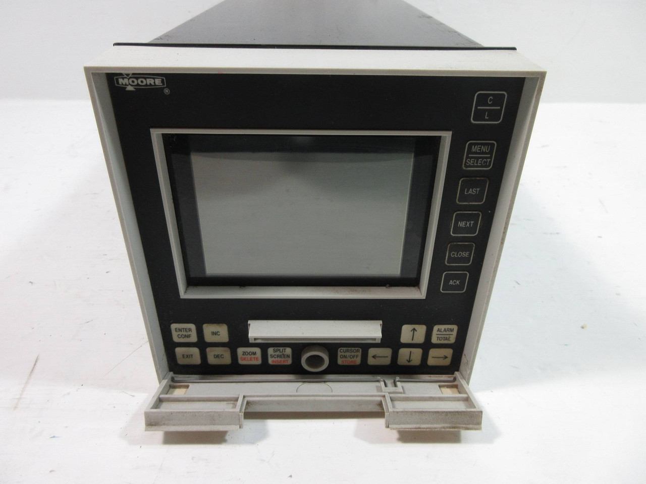 Moore 363A21N1DDNAN Multipoint Digital Recorder M91614-001 16084-1-5 16085-21-1 (TK4466-1)