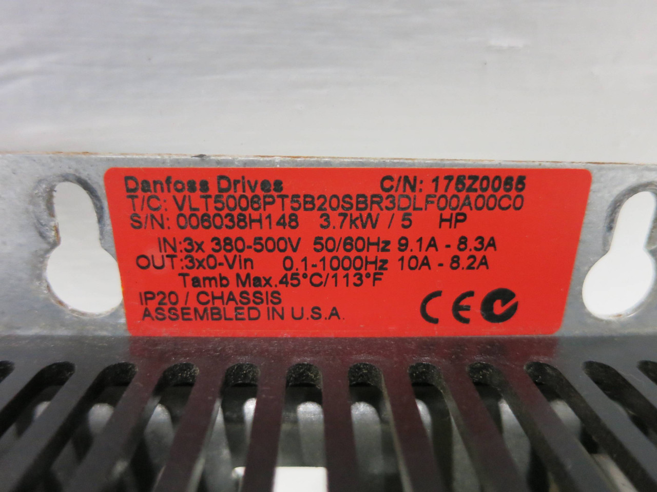 Danfoss VLT5000 5 HP Variable Speed Drive VLT5006PT5B20SBR3DLF00A00C0 3.7kW 5HP (DW1310-3)