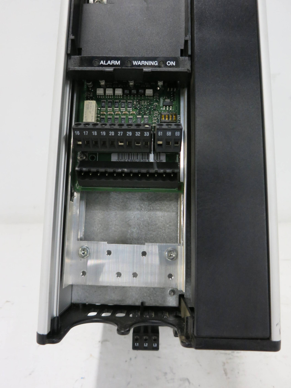 Danfoss VLT5000 5 HP Variable Speed Drive VLT5006PT5B20SBR3DLF00A00C0 3.7kW 5HP (DW1310-3)