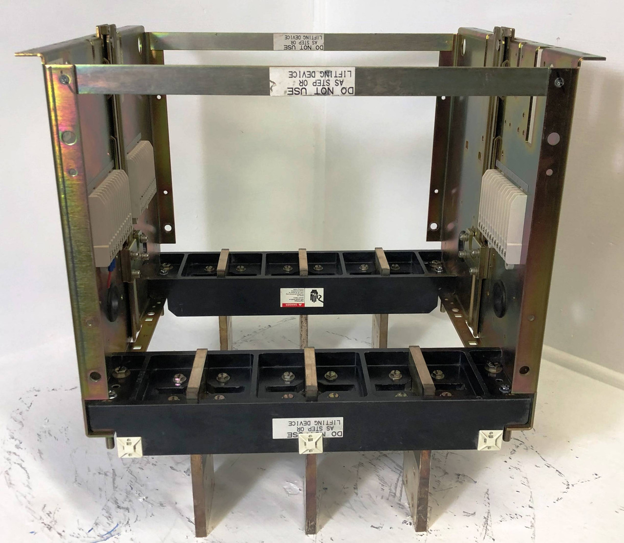Siemens SBA20DFV Type SBA 2000 Amp Stationary Drawout SBA SBS SBH Breaker 2000A (EM3277-7)