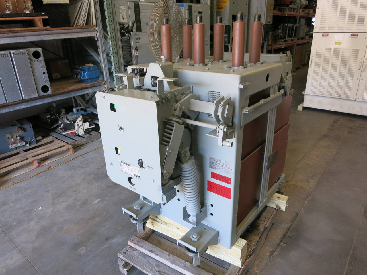 Image of Vacuum Retrofit GE Magne-Blast AM-13.8-750-5H 1200A VVC Breaker General Electric