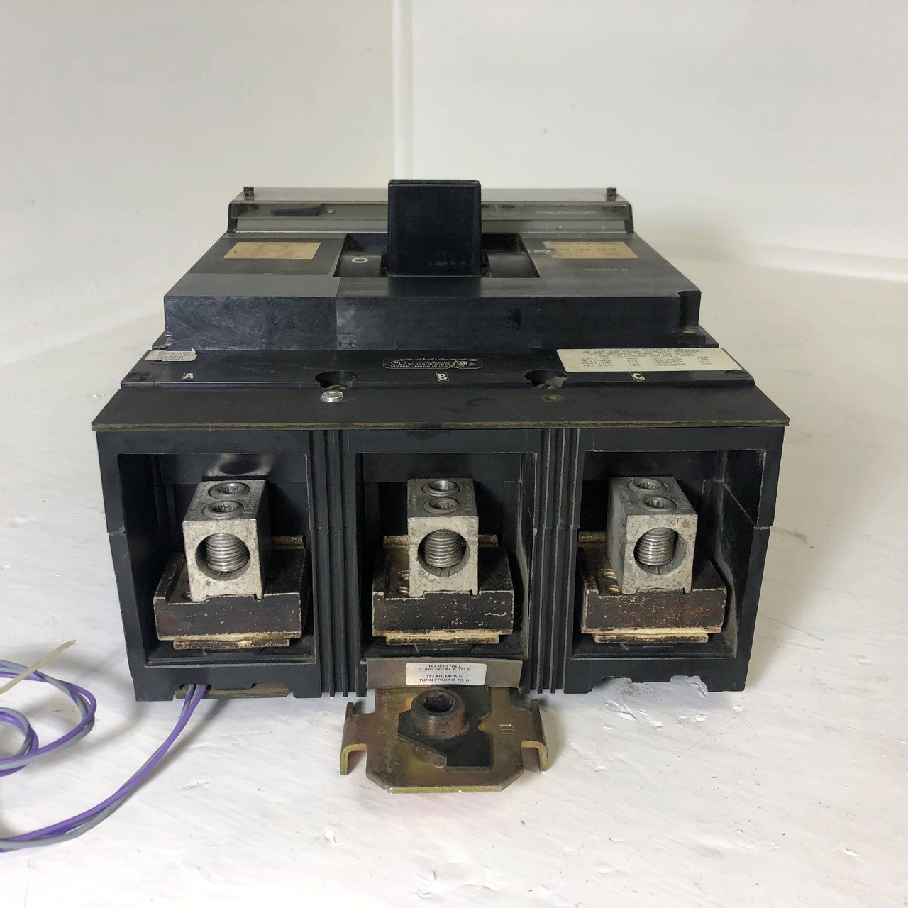 Square D I-Line ME236LI 225A LI Circuit Breaker w/ 225 Amp Trip 480/600V 3P ME (EM3302-9)