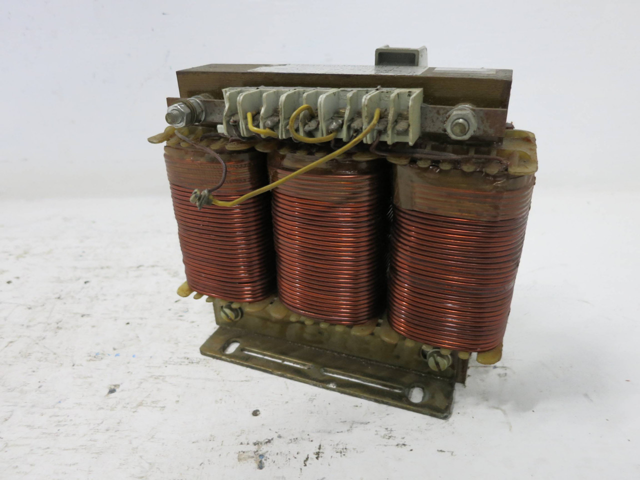 Hans von Mangoldt E58879 350VA 3PH Line Reactor Dy5 380/460V - 3x 10.5V 11.2A (DW1366-1)