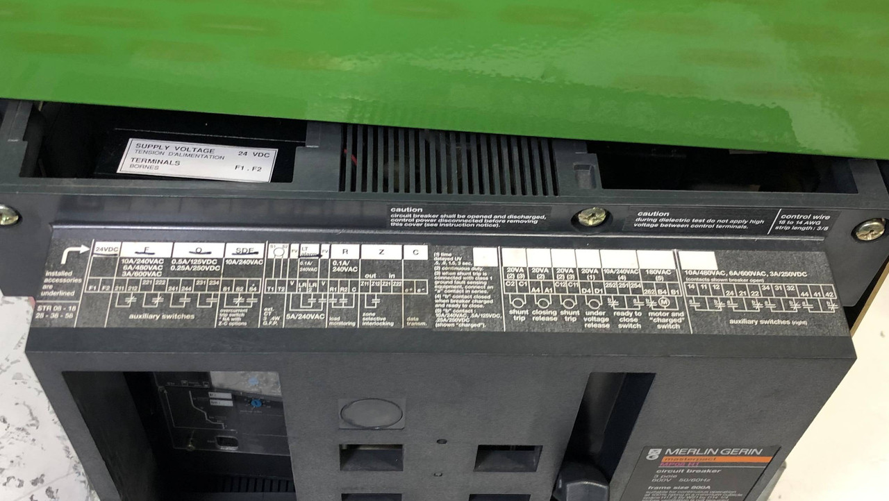 Merlin Gerin MP08H1 800A MasterPact LSI Circuit Breaker in Cradle 400 Amp Plug (EM3351-1)