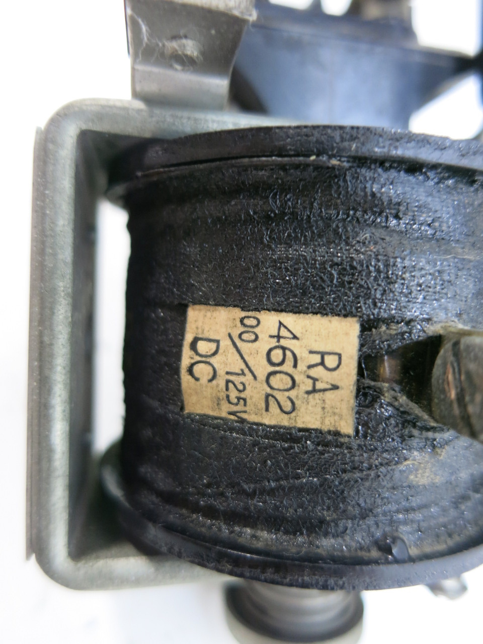 Allen Bradley E-110 Bulletin 200 D.C. Relay 5A 125V DC Relay (TK4693-23)