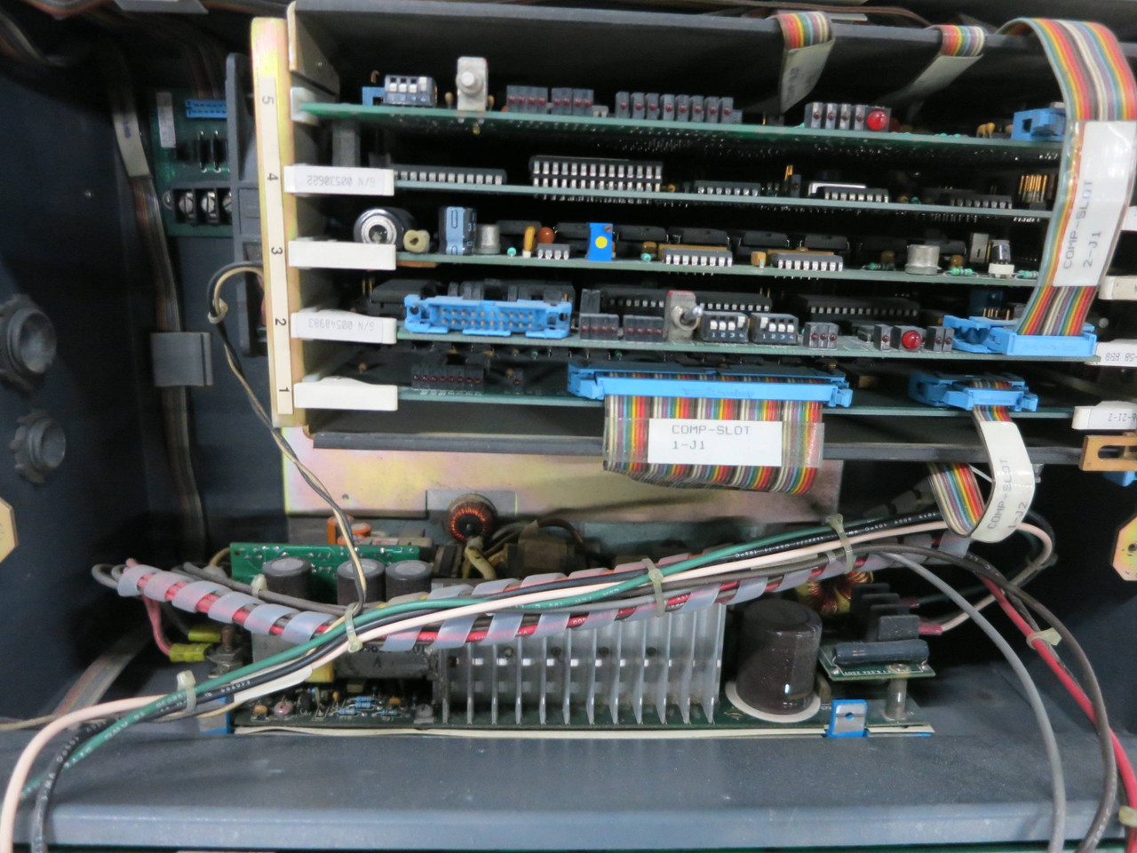 Moore 324A11F Mycro 324 LIL Programmable Sequence Controller PLC w/ Boards 15737 (DW1387-1)
