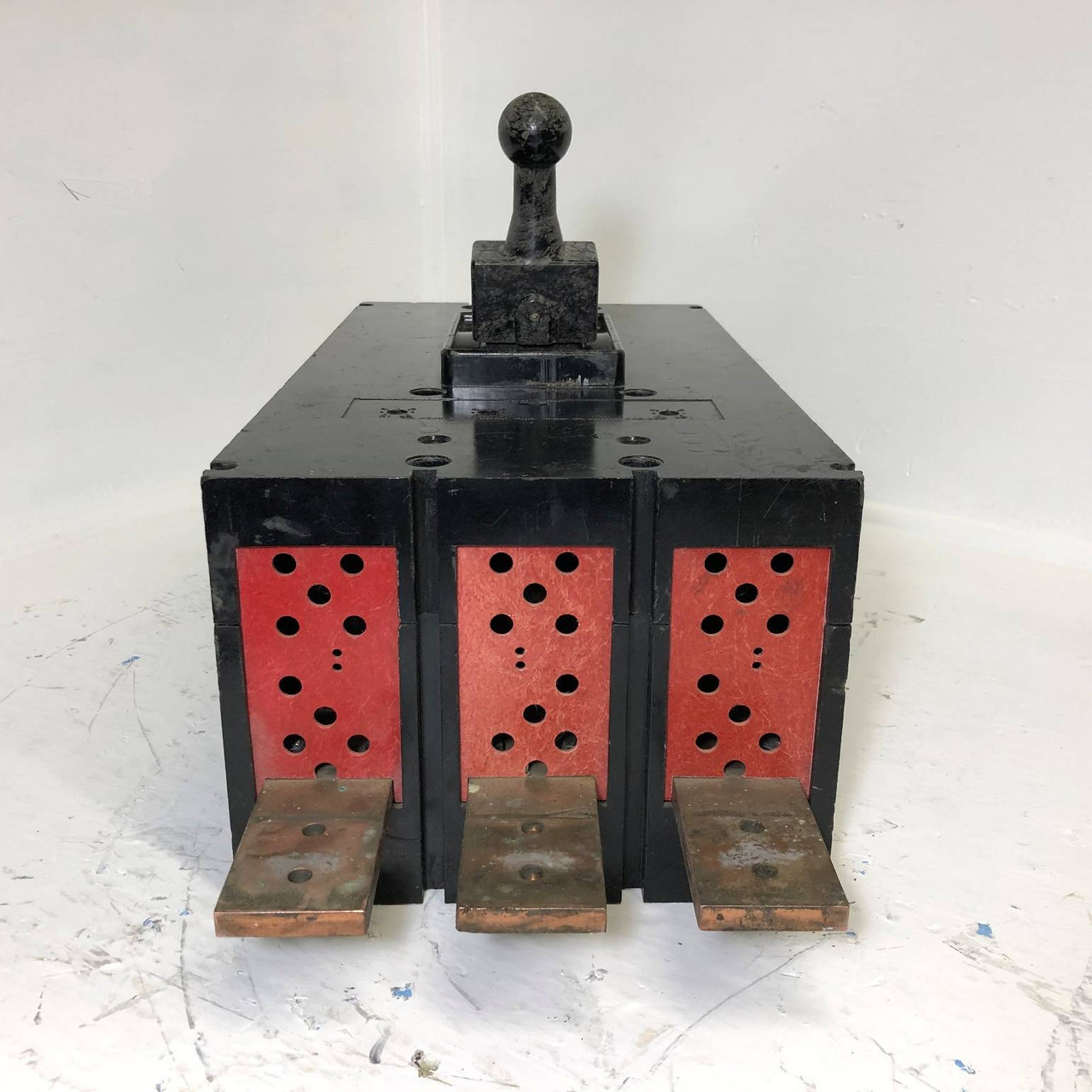 Westinghouse PC31000 1000A AB De-Ion PC Circuit Breaker w 1000 Amp Trip 480/600V (EM3361-1)