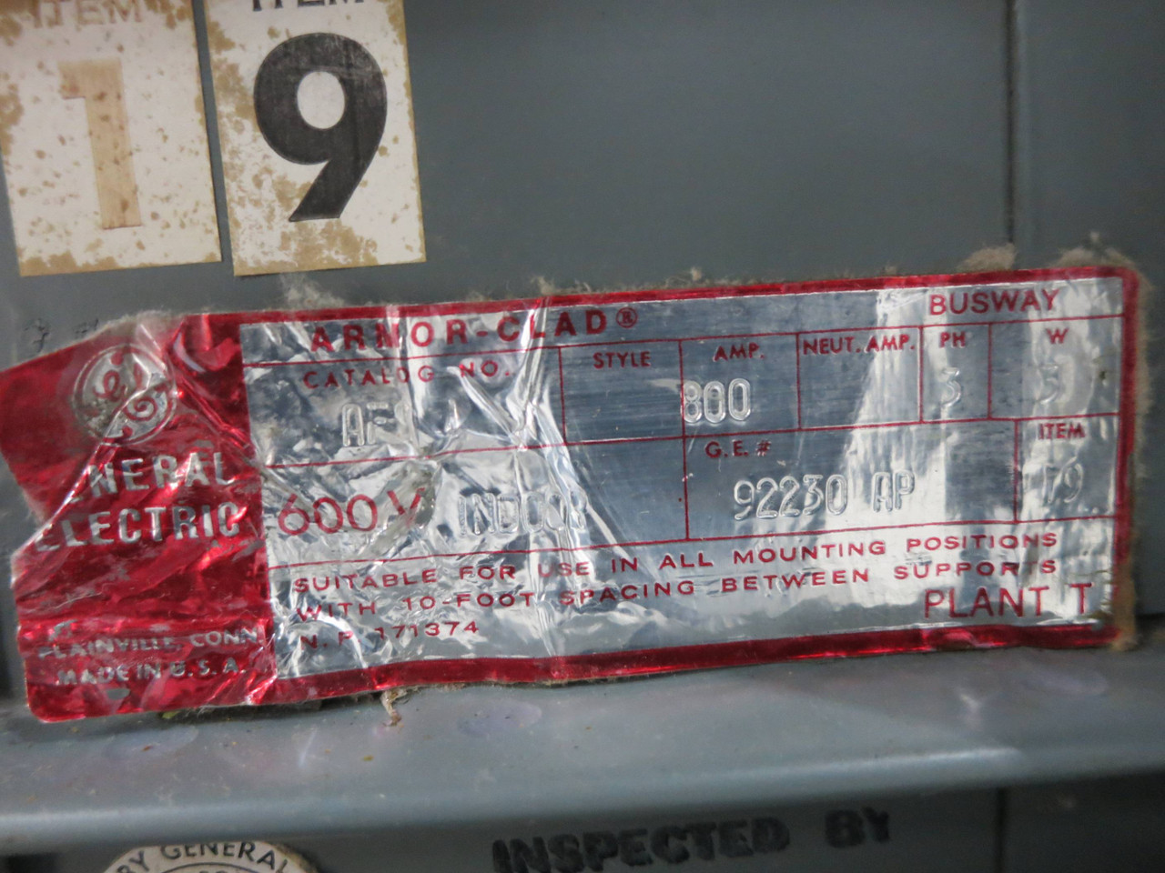 GE AFS-1 Armor-Clad 800A 600V Busway End Cap 3PH 3W Endcap 800 Amp w/ Connector (DW1410-2)