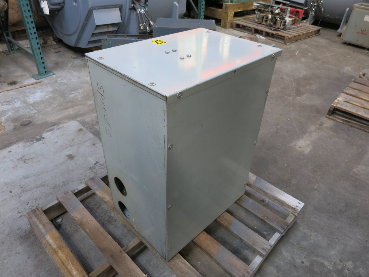 GE AC3P3A8CBB 800A 600V Armor-Clad Tap Box 3PH 3W Busway End 800 Amp Bus AFS1 (DW1407-2)