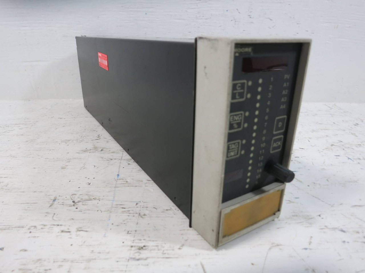 Image of Moore 383TA21N1F 383 Multi-Point Display Control Station Controller 15738-119