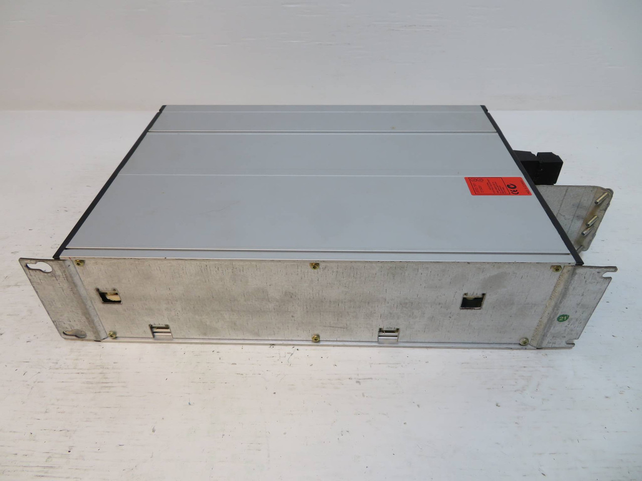 Danfoss 1 HP VLT5001PT5B20STR3DLF00A00C0 VLT 5000 Variable Speed Drive .75 kW VS (NP2264-1)