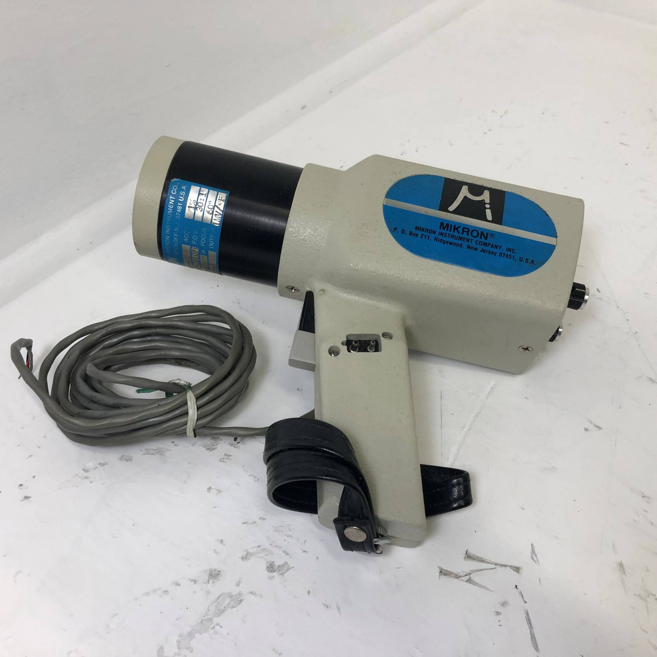 Mikron M80A-4FPH Infrared Thermometer 80 Series 200-1800 Range 30:1 M80A-4FPH (EM3397-1)