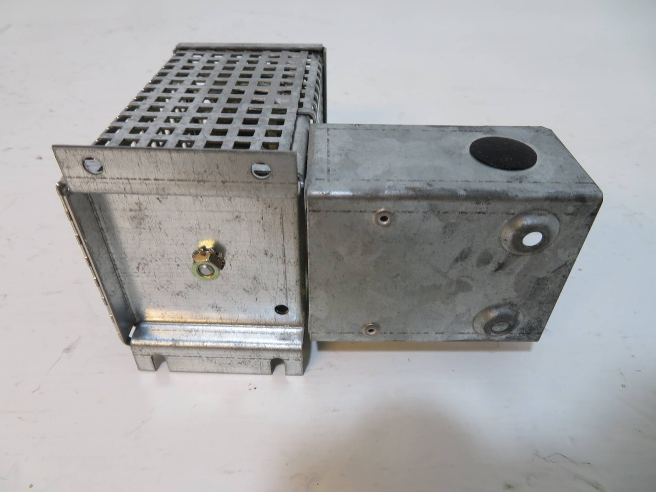 GINO ESE Type 175 U 0840 Resistor 0.065 kW 20 IP 950 Volt DC 175U0840 0.3 Amp (NP2268-2)