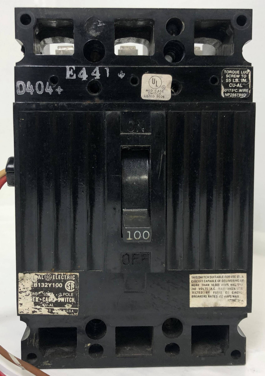 GE TEB132Y100 100A Molded Case Switch w/ Aux 240 VAC 3 Pole 100 Amp bad label (EM3432-2)