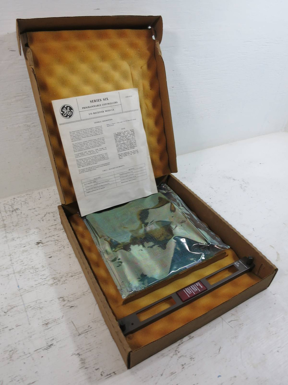 NEW GE Fanuc Series 6 IC600-YB800B Local I/O Receiver Module PLC IC600YB800B (TK4887-1)