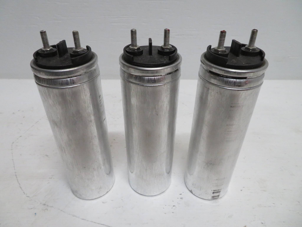 Lot of 3 EPCOS 12-817416-00 Capacitor B32361-S5926-A080 92 uF 580V URAC 1090V (NP2280-10)