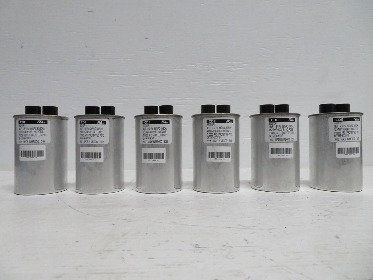 Lot of 6 CDE 552210P1 Capacitor PCHT58T46X391B 46 MF 580 VAC AFC 50/60 Hz (NP2291-29)