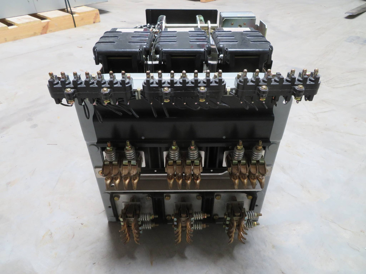 GE AKR-9D-50 1600 Amp Air Breaker MO DO LS MVT Plus TT20LS 1600A Rating Plug (NP2297-2)