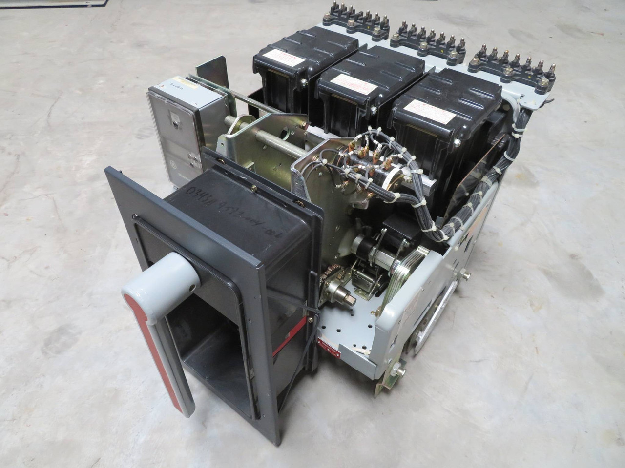 GE AKR-9D-50 1600 Amp Air Breaker MO DO LS MVT Plus TT20LS 1600A Rating Plug (NP2297-2)