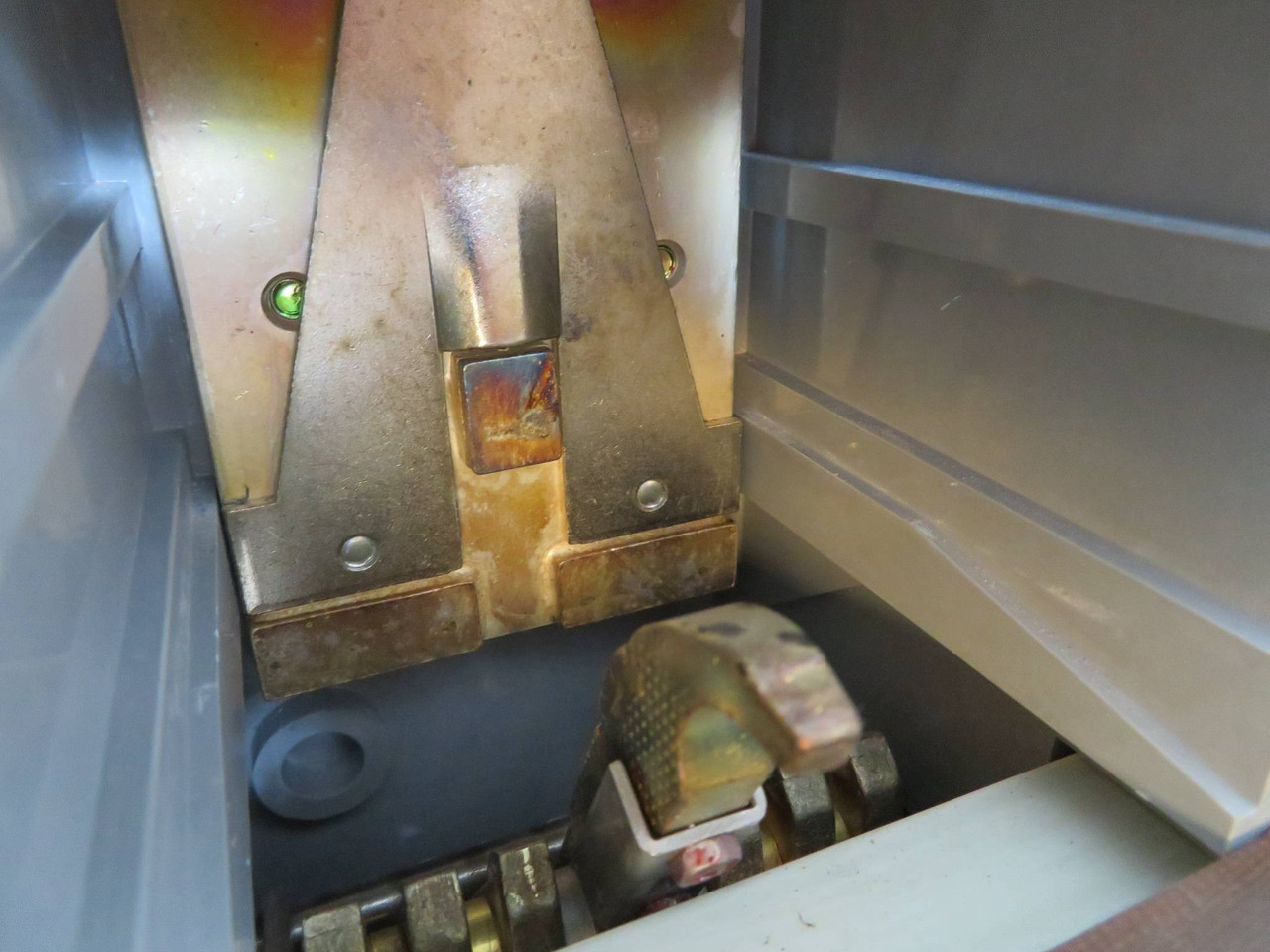 GE Power Break 1600A TP1616TTCR LI Circuit Breaker Aux 1600 Amp General Electric (NP2302-5)