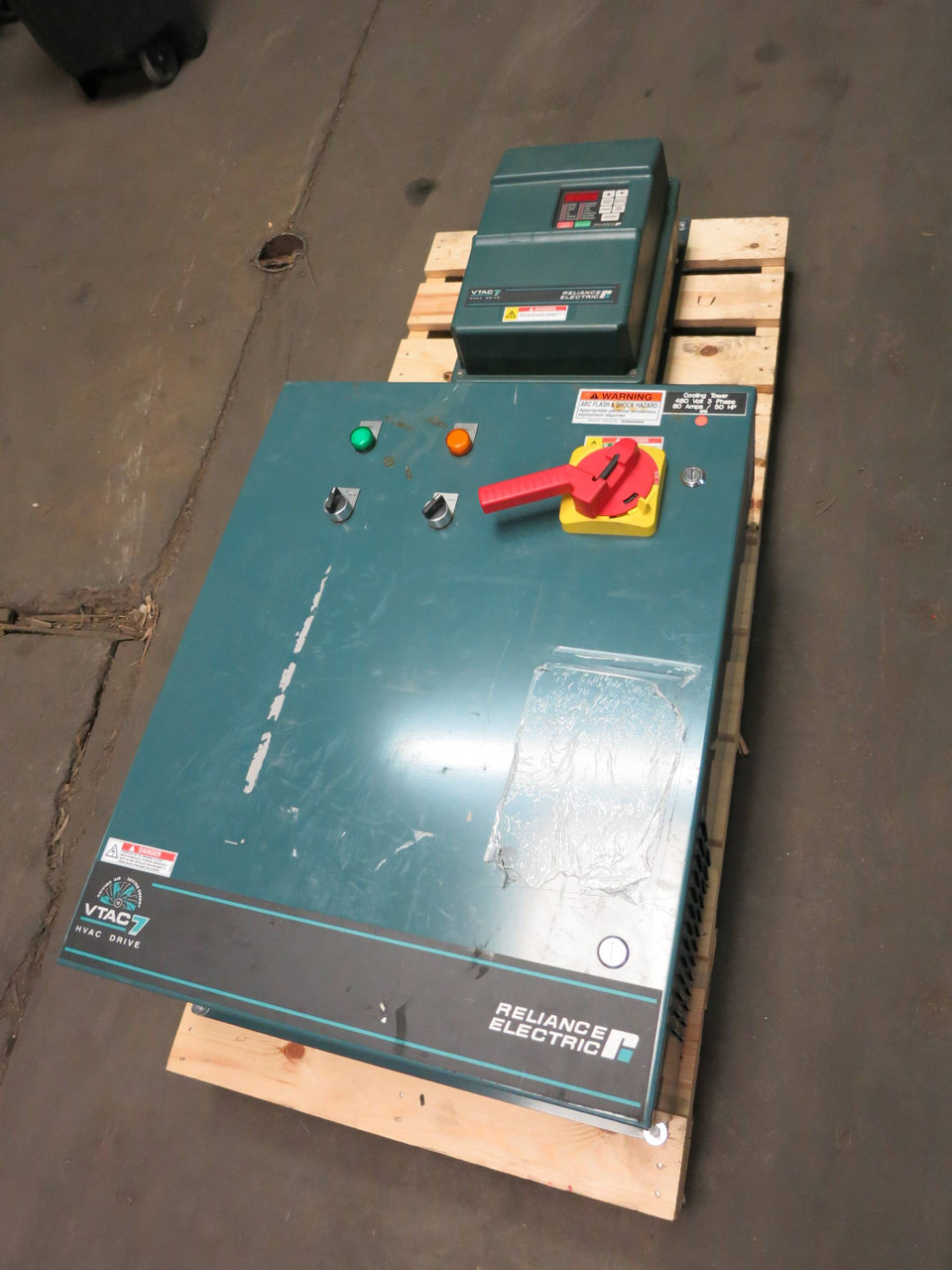 Reliance Electric 25G4260 VTAC7 GV3000/SE 25HP HVAC Drive 25 HP 25H4160 460V 37A (DW1476-1)