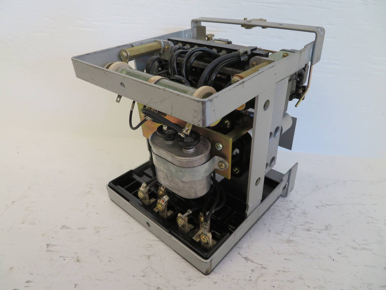 General Electric 12IAC77B31A Time Overcurrent Relay Extremely Inverse GE IAC 60 (NP2316-4)