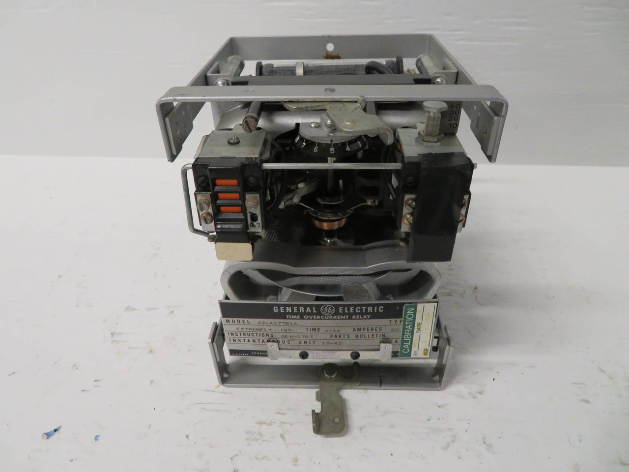 General Electric 12IAC77B1A Time Overcurrent Relay Extremely Inverse GE IAC 60 (NP2309-27)