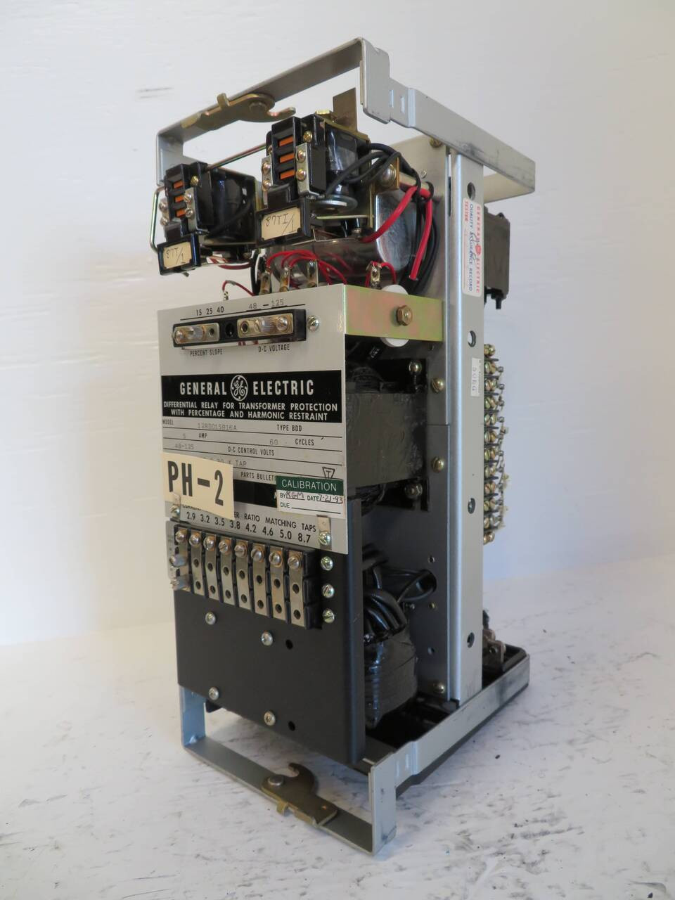 GE 12BDD15B16A Differential Relay Transformer Protection Harmonic Restraint BDD (NP2318-1)