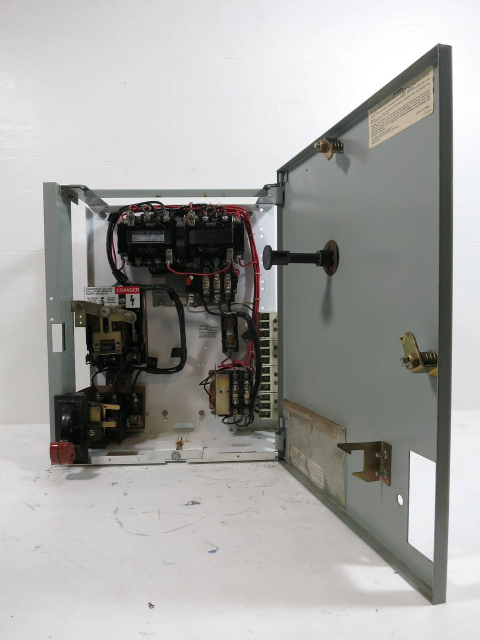 GE 8000 FVR Size 1 Reversing Starter 30 Amp Fusible 18" MCC Bucket CR309C000AAWA (TK4949-7)