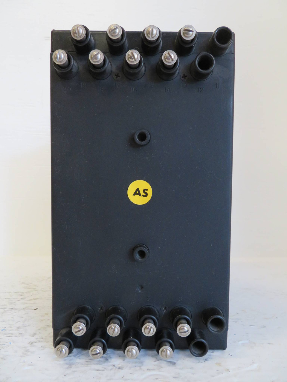 General Electric 12HGA14AY2A Auxiliary Relay Type HGA GE Volt DC GEF-2623F (NP2331-2)