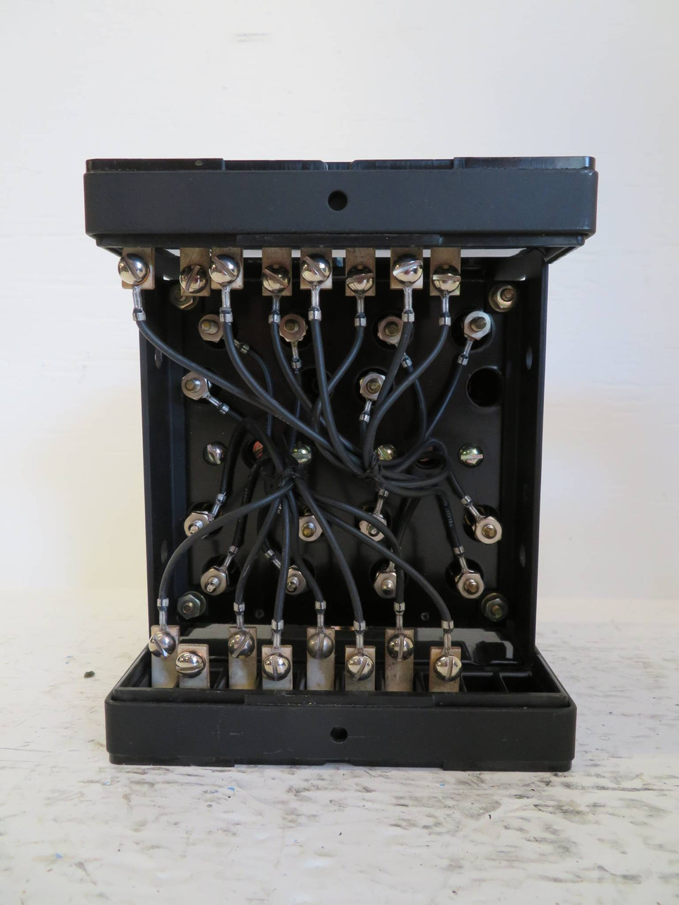 General Electric 12HGA14AY2A Auxiliary Relay Type HGA GE Volt DC GEF-2623F (NP2331-2)