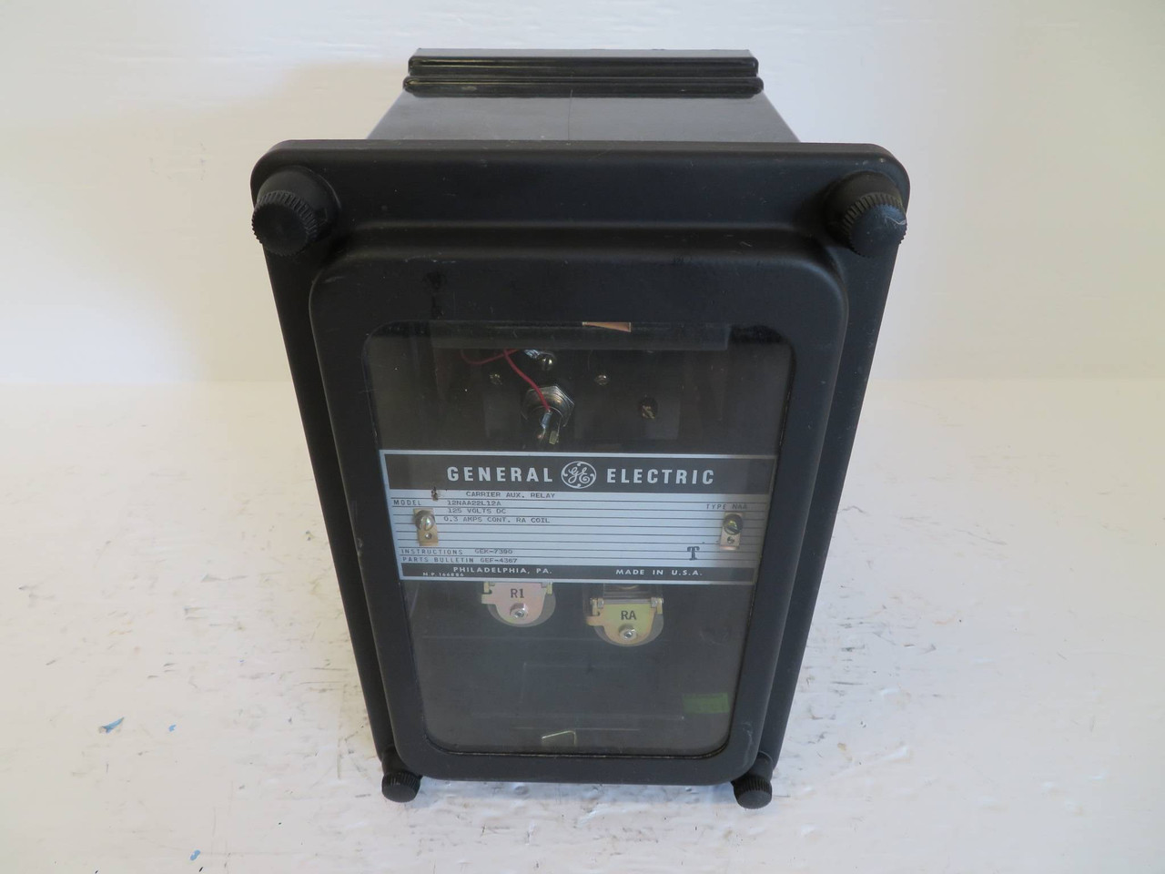 General Electric 12NAA22L12A Carrier Auxiliary Relay GE 125-V DC Type NAA (NP2330-1)