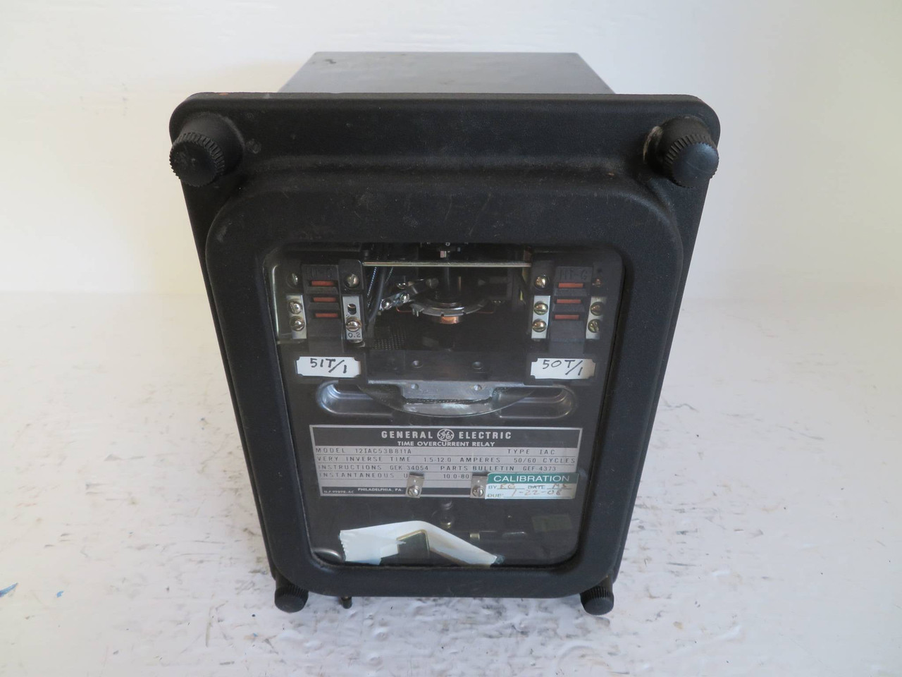 General Electric 12IAC53B811A Time Overcurrent Relay IAC 53B811A GE 60Hz (NP2335-17)