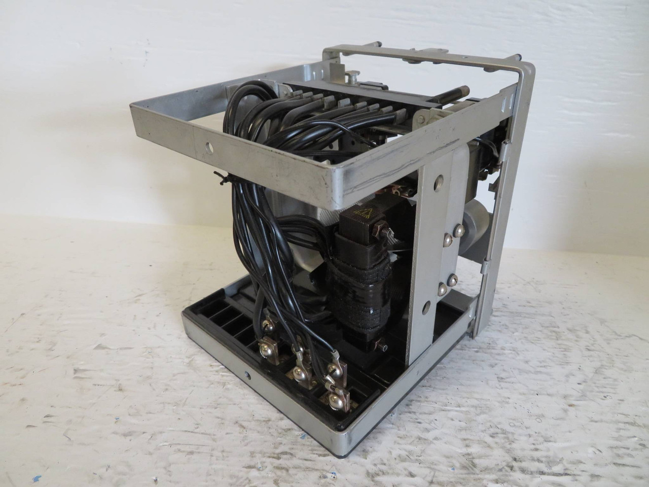 General Electric 12IAC53B1R Time Overcurrent Relay IAC 53BB1R GE 60Hz (NP2338-2)