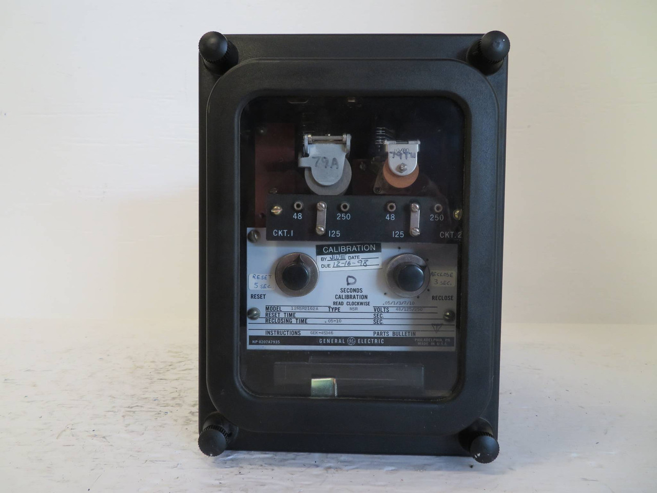 General Electric 12NSR21G2A Reclosing Relay GE 12NSR 21G2A 48 125 250 V DC (NP2346-3)