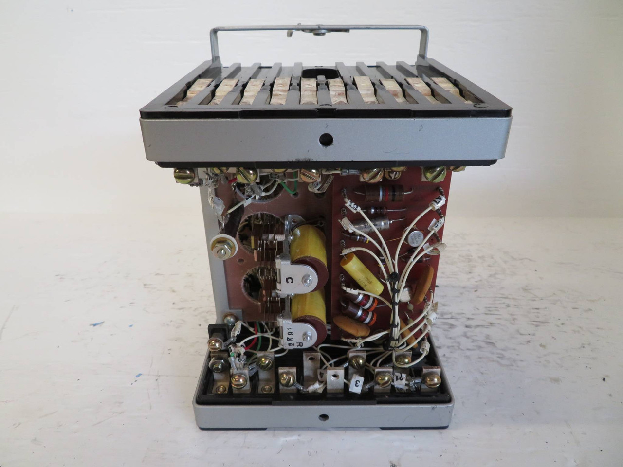 General Electric 12NLR11A7A Reclosing Relay GE 12NLR 11A7A 125 V DC (NP2343-2)