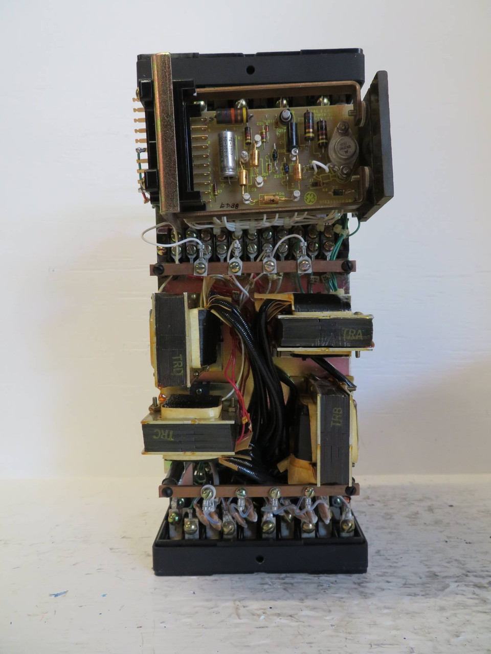 General Electric 12SBC23A1D Static Breaker Backup Relay 10 Amp Type SBC 125 GE (NP2350-1)