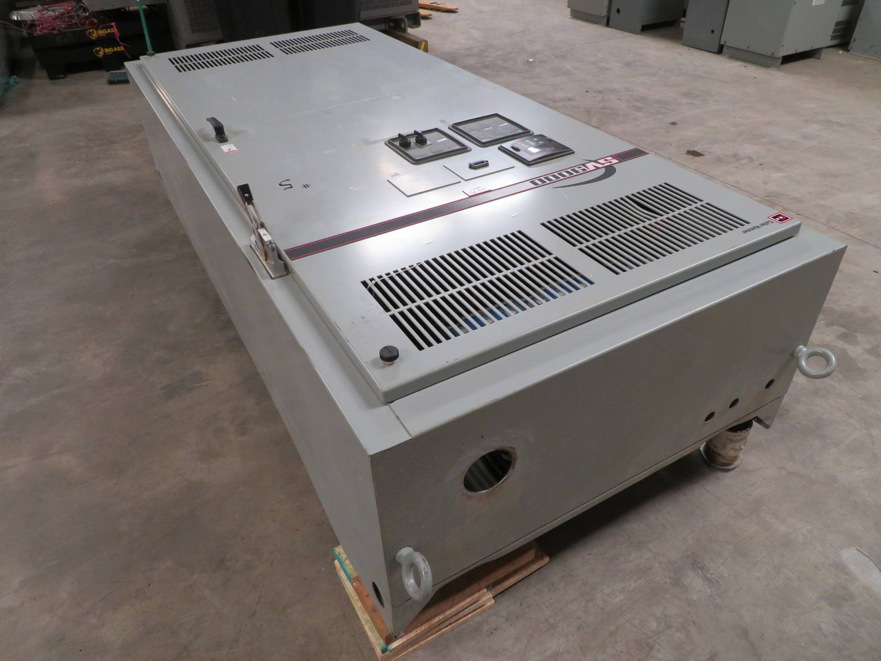 Cutler Hammer SV9175AN-5M0A00 200 HP AC VS Drive SV 9000 480V SV9200AG VFD (NP2387-1)