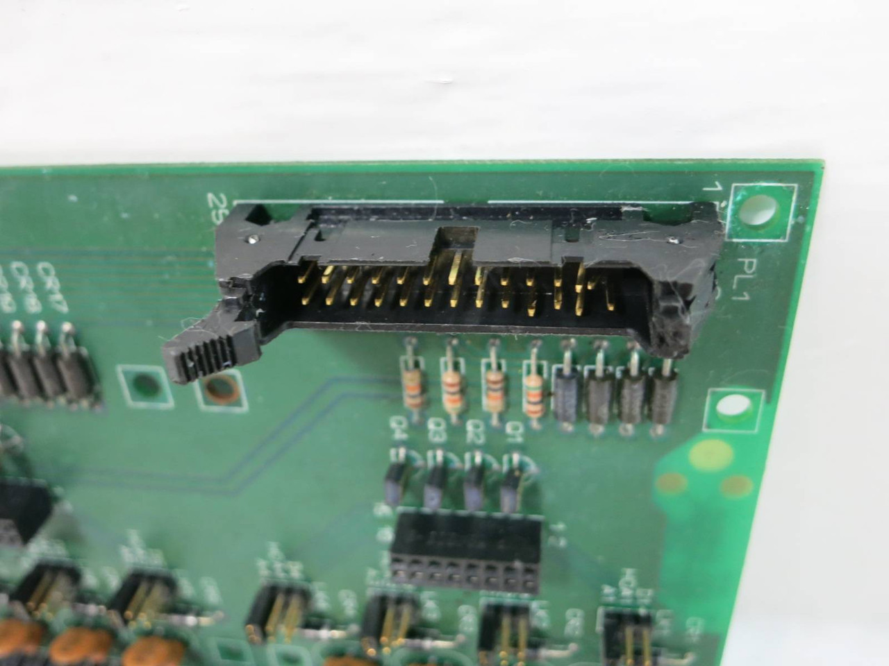 York 031-01662-D000 Rev. A Chiller Field O/P Module 11 Card Board PLC (TK5039-2)