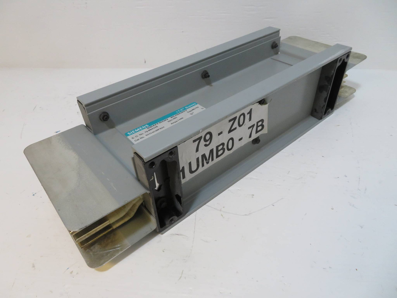 Siemens SX316C20F024 1600 Amp 600V 3PH 3W Ground Sentron Busway ITE (NP2399-1)